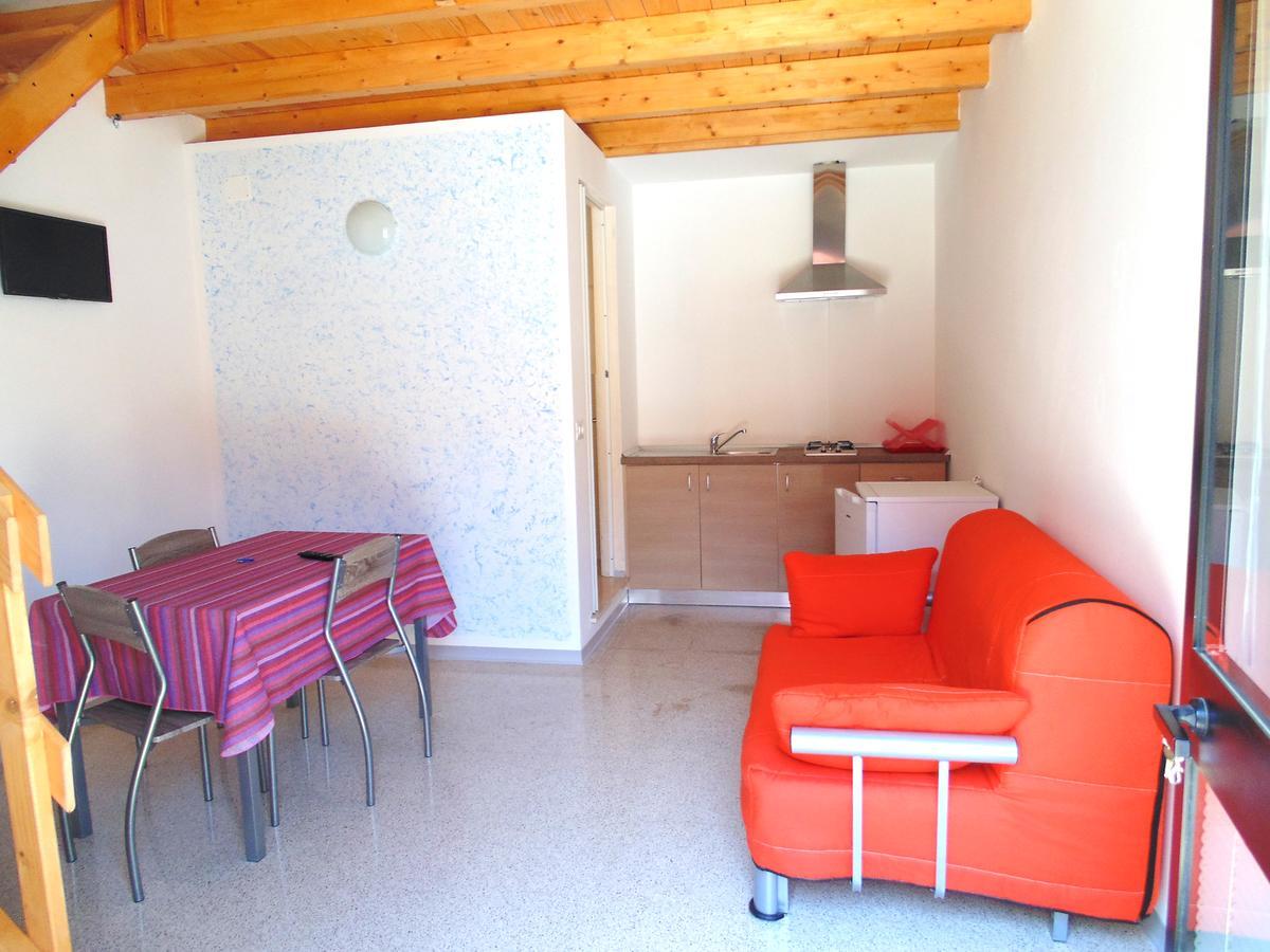 Raffaela Casa Vacanze Aradeo المظهر الخارجي الصورة