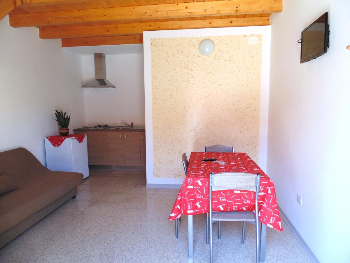 Raffaela Casa Vacanze Aradeo المظهر الخارجي الصورة